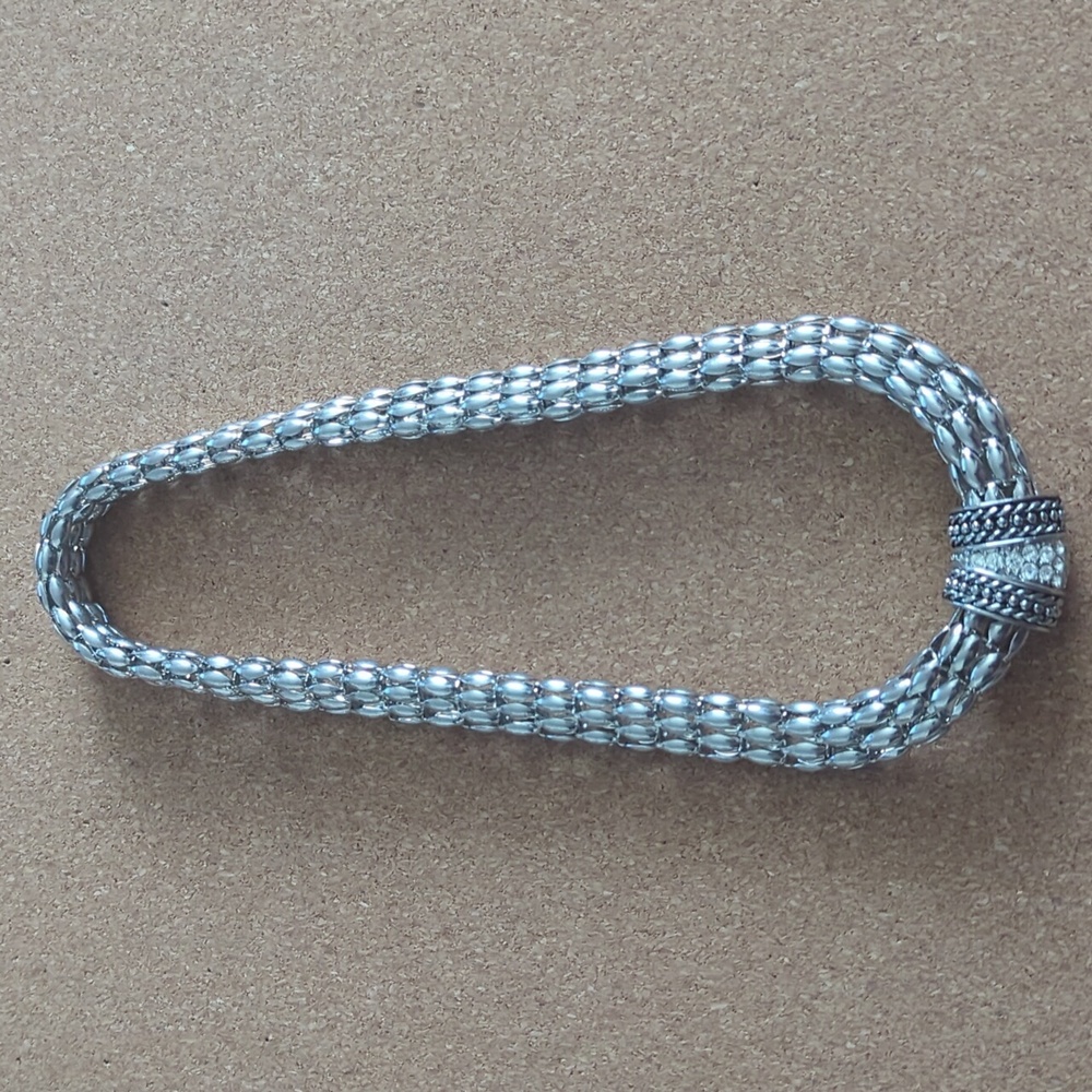 Silver Tone Mesh Chain Necklace